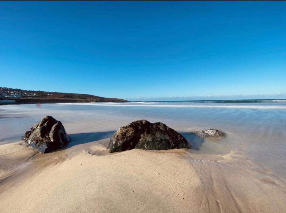 Sandy Toes, Padstow Extérieur photo